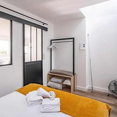 La Tisserande, Pratique Et Proche Du Puydufou Cholet